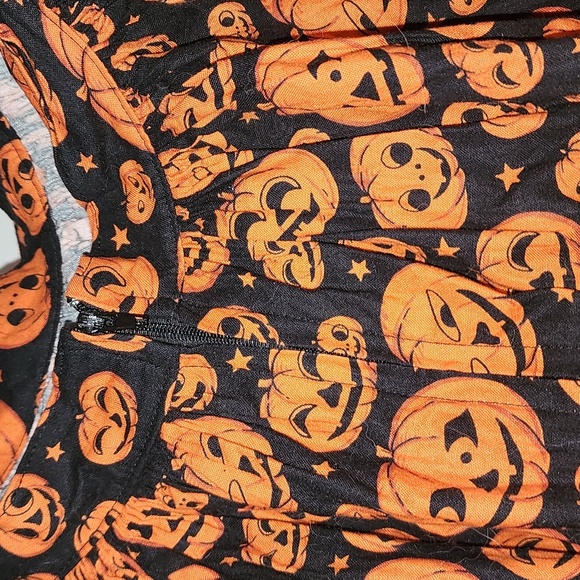 Violets in May custom Halloween swing skirt size XS - Picture 3 of 7
